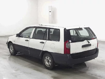 Mitsubishi LANCER VAN