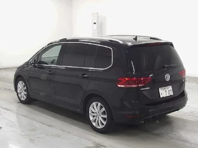 Volkswagen GOLF TOURAN