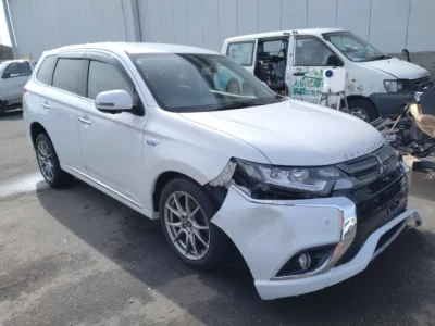 Mitsubishi OUTLANDER PHEV