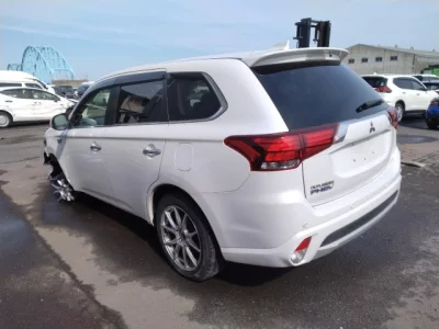 Mitsubishi OUTLANDER PHEV