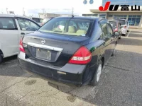 Nissan TIIDA LATIO лот № 1011 оценка R  с аукциона в Японии 4