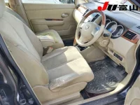 Nissan TIIDA LATIO лот № 1011 оценка R  с аукциона в Японии 5