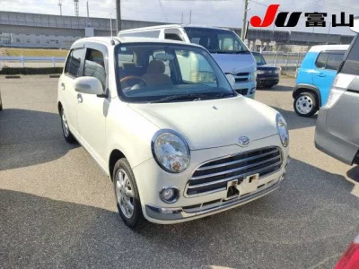 Daihatsu MIRA  с аукциона в Японии