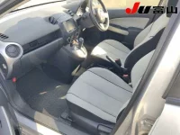 Mazda DEMIO лот № 1012 оценка 3.5  с аукциона в Японии 2