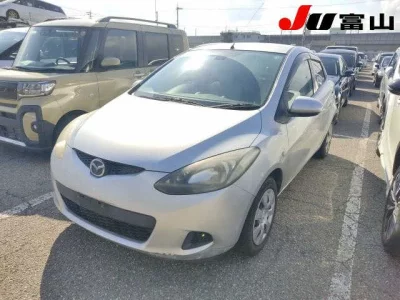 Mazda DEMIO  с аукциона в Японии