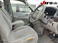 Toyota HIACE REGIUS лот № 1009 оценка R  с аукциона в Японии 5