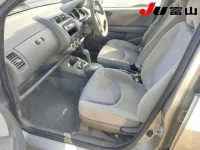 Honda FIT лот № 1020 оценка 3.5  с аукциона в Японии 2