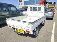 Suzuki CARRY TRUCK лот № 1624 оценка R  с аукциона в Японии 4