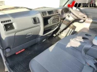 Mazda BONGO VAN лот № 1042 оценка 3  с аукциона в Японии 2