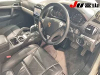 Porsche Cayenne лот № 7509 оценка 4  с аукциона в Японии 5