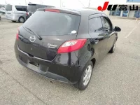 Mazda DEMIO лот № 1056 оценка 3.5  с аукциона в Японии 4