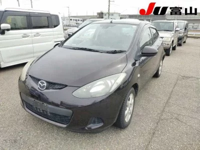 Mazda DEMIO  с аукциона в Японии