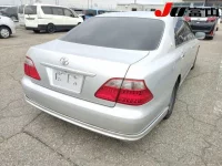 Toyota CROWN лот № 1064 оценка 3  с аукциона в Японии 4