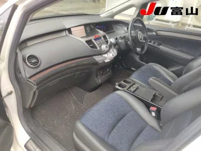 Honda ODYSSEY  с аукциона в Японии
