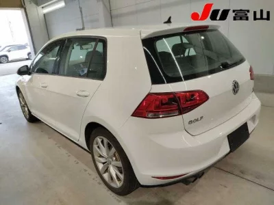 Volkswagen Golf  с аукциона в Японии