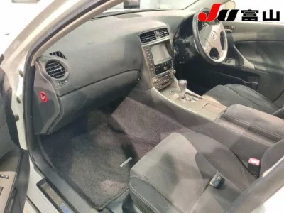 Lexus IS  с аукциона в Японии