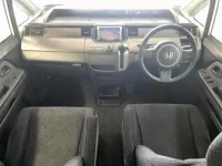 Honda STEP WAGON лот № 8536 оценка R  с аукциона в Японии 2