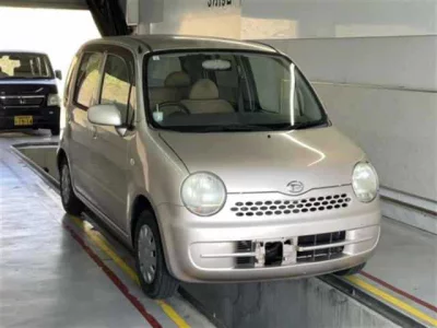 Daihatsu MOVE LATTE