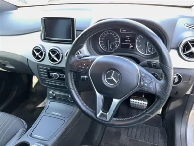 Mercedes-Benz B CLASS