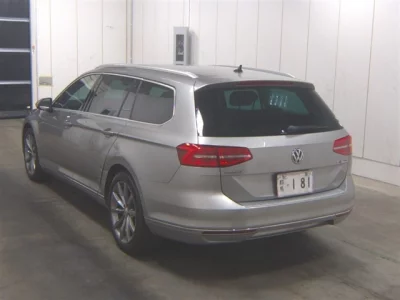 Volkswagen PASSAT VARIANT  с аукциона в Японии