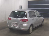Mazda DEMIO лот № 1049 оценка 3  с аукциона в Японии 4