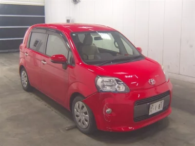 Toyota PORTE  с аукциона в Японии