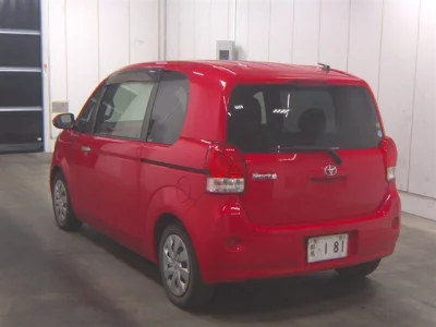 Toyota PORTE  с аукциона в Японии