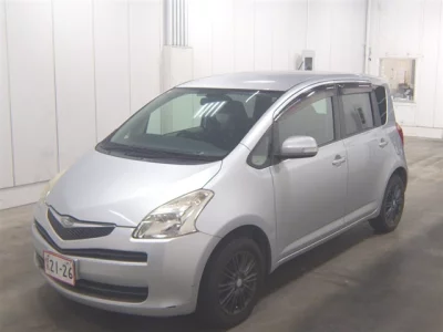 Toyota RACTIS  с аукциона в Японии