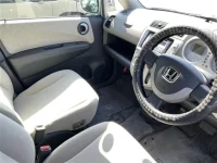 Honda LIFE лот № 1077 оценка 3.5  с аукциона в Японии 2