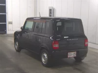 Mazda SPIANO лот № 1076 оценка 3.5  с аукциона в Японии 1