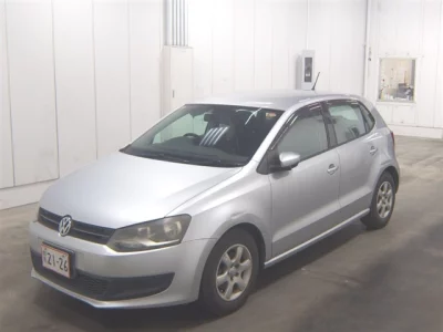 Volkswagen Polo  с аукциона в Японии