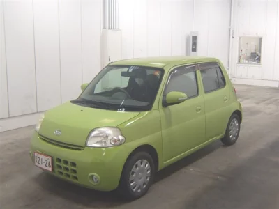 Daihatsu Esse