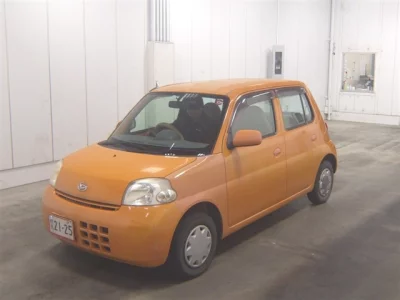 Daihatsu Esse