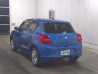 Suzuki SWIFT лот № 7185 оценка 4  с аукциона в Японии 1