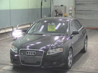 Audi A4  с аукциона в Японии