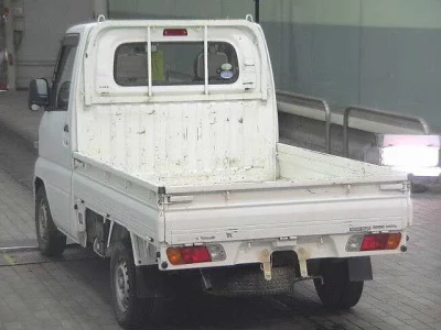 Nissan CLIPPER TRUCK
