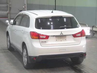 Mitsubishi RVR
