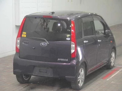 Subaru STELLA
