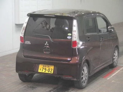 Mitsubishi EK CUSTOM