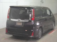 Toyota NOAH лот № 5004 оценка 3  с аукциона в Японии 3