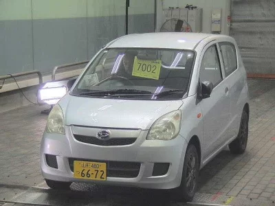 Daihatsu MIRA