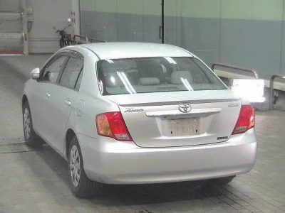 Toyota COROLLA AXIO  с аукциона в Японии