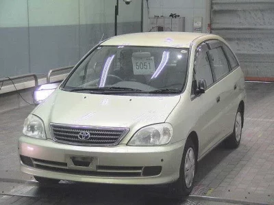 Toyota NADIA  с аукциона в Японии