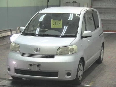 Toyota PORTE