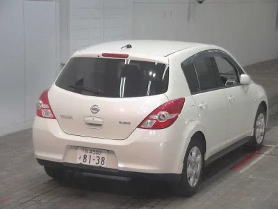 Nissan TIIDA