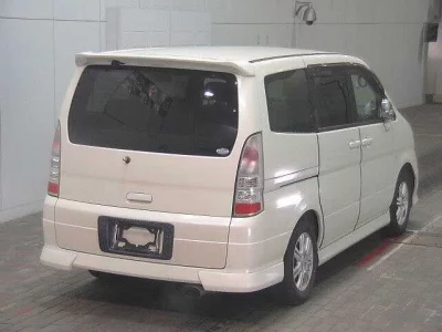 Nissan SERENA  с аукциона в Японии