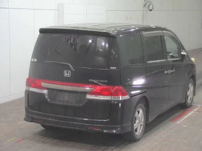 Honda STEP WAGON  с аукциона в Японии