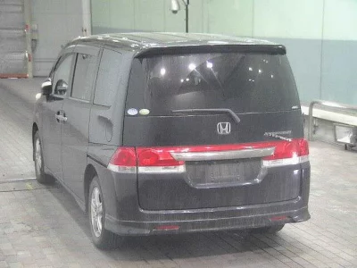 Honda STEP WAGON  с аукциона в Японии