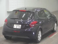 Peugeot 208 лот № 507 оценка 4  с аукциона в Японии 3