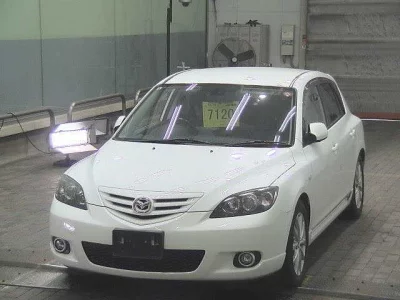 Mazda AXELA  с аукциона в Японии